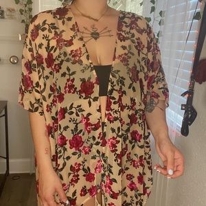 Floral kimono shawl